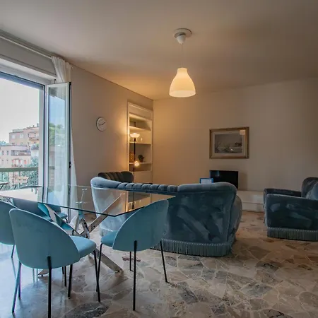 Trilocale Crocifissa Di Rosa F&l Apartment Brescia
