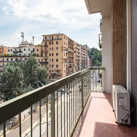 Trilocale Crocifissa Di Rosa F&l * Brescia