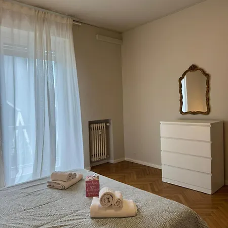 Trilocale Crocifissa Di Rosa F&l