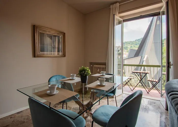 Trilocale Crocifissa Di Rosa F&l *