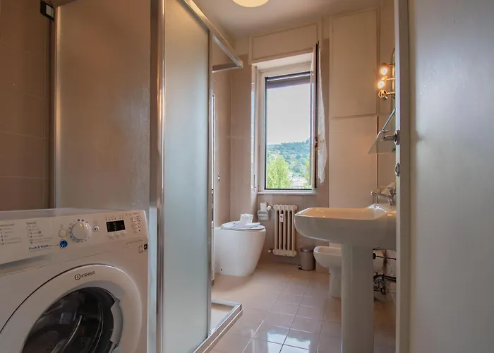 Trilocale Crocifissa Di Rosa F&l Appartement Brescia