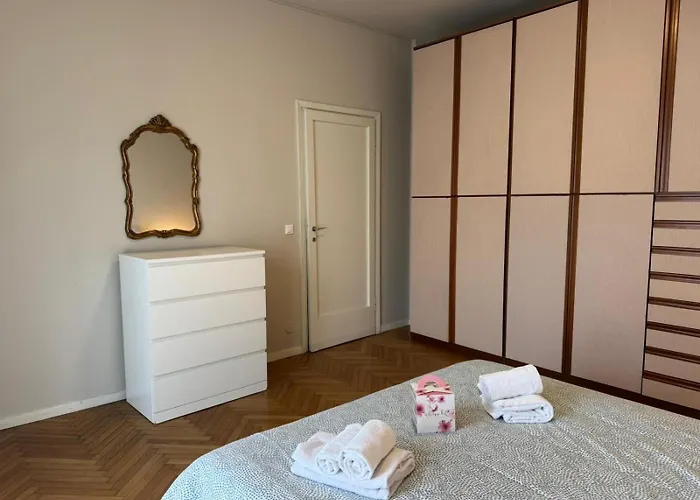 Trilocale Crocifissa Di Rosa F&l