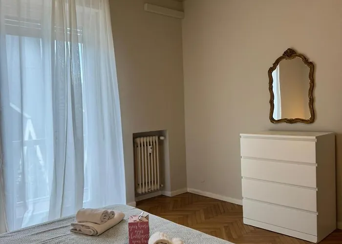 Trilocale Crocifissa Di Rosa F&l