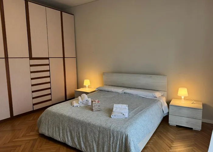 Trilocale Crocifissa Di Rosa F&l Brescia