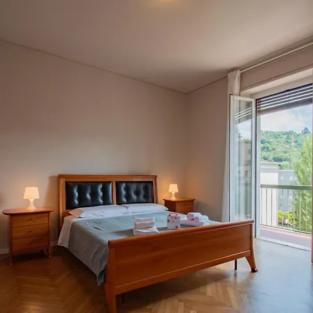 Appartement Trilocale Crocifissa Di Rosa F&l