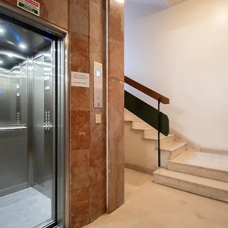 Appartement Trilocale Crocifissa Di Rosa F&l