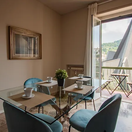 Trilocale Crocifissa Di Rosa F&l *